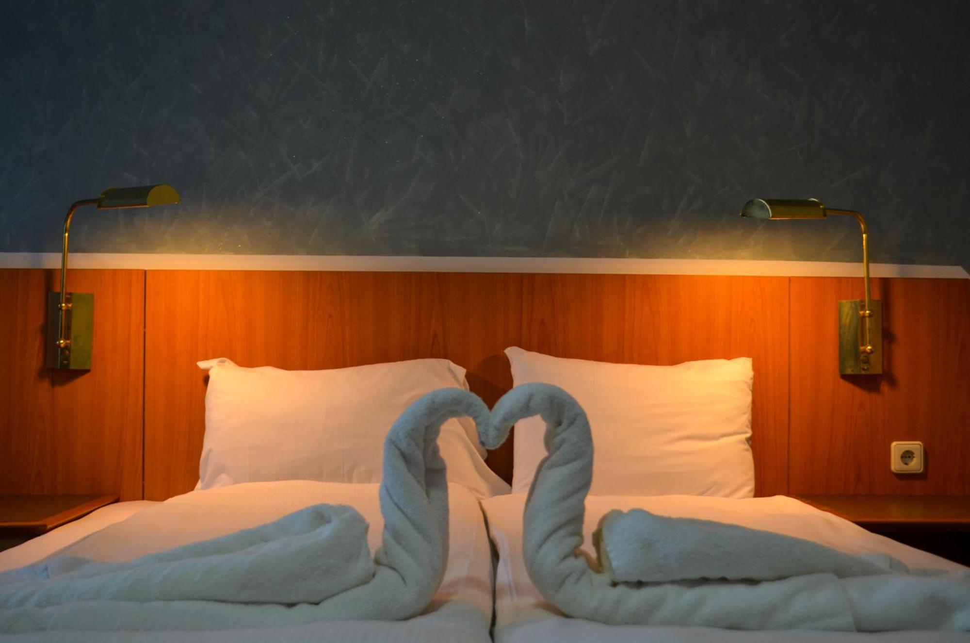 Hotel Atlantic 科斯蒂内什蒂 外观 照片